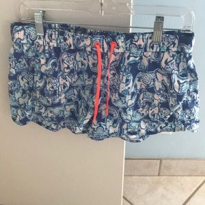Lilly Pulitzer size medium run around short